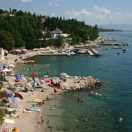 Elena Apartman *